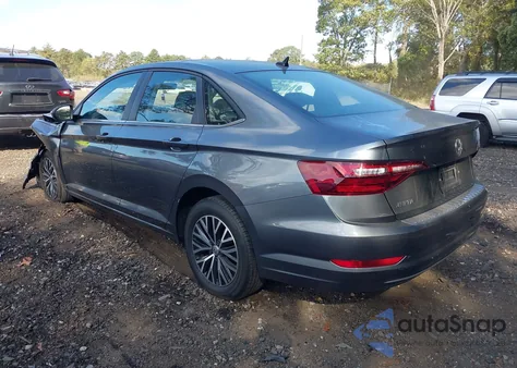 2021 Volkswagen Jetta 1.4T R-Line/1.4T S/1.4T Se z USA, uszkodzony, nr VIN 3VWC57BU8MM092837